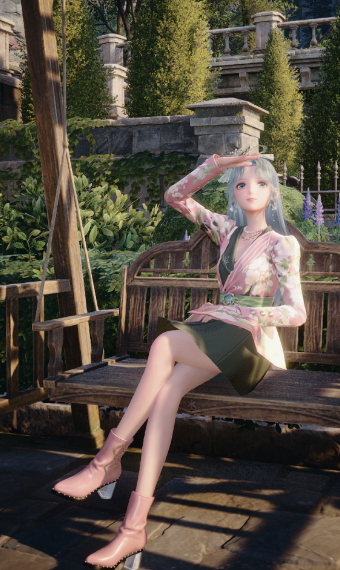 Lady in pinkgreen image