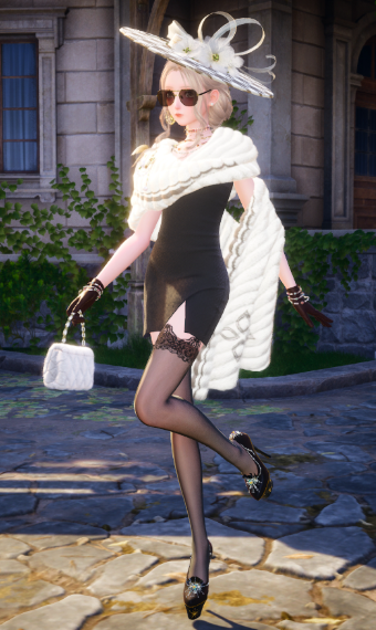 Rich Lady image