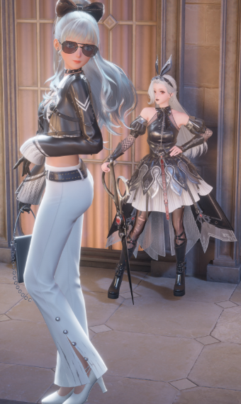 It's Black, It's White! image