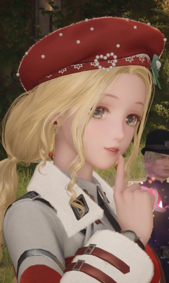 Scarlet Journalist image