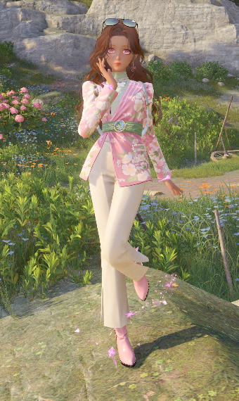 Reporter Nikki image