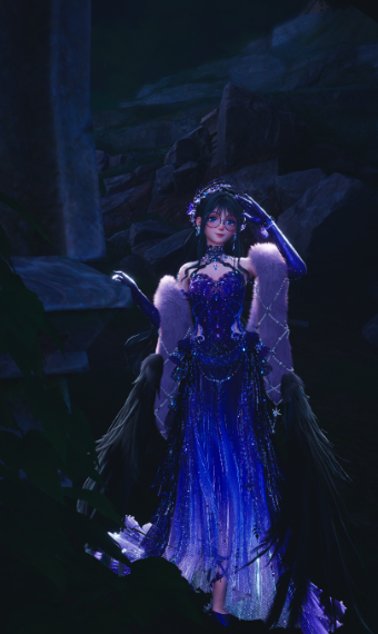 > | Evelyn: Sovereign of Sexy | < image