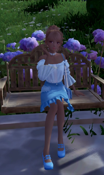 Little Stroll image