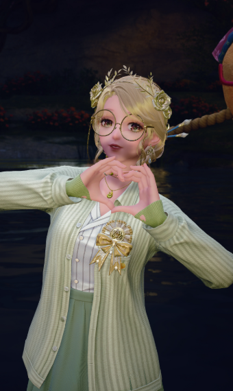 Gameweaver of Whimtasteful Fashion Shows image