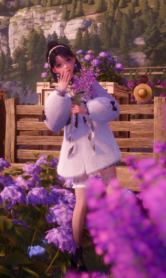 Everyday Diane's look image