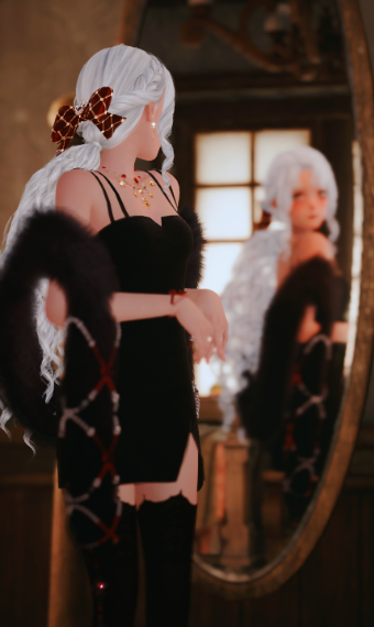 Mirror Gaze image