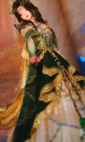 emerald empress image