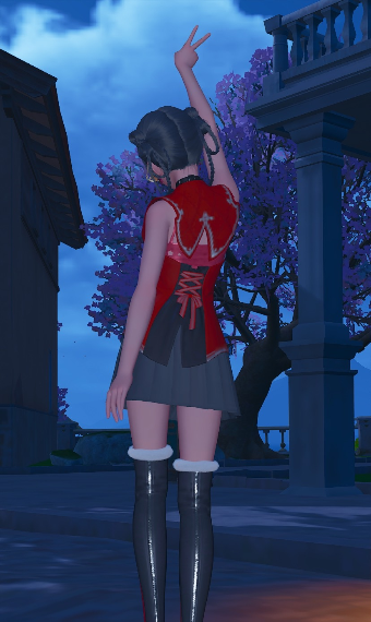 Red Fashionista image
